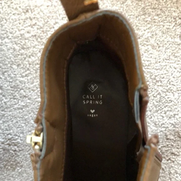 Spring Ankle Booties, Size 10 - Picture 4 of 5